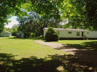 65875 County Road 681, Hartford, MI