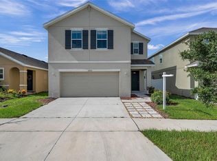 10221 Mangrove Well Rd, Sun City Center, FL 33573