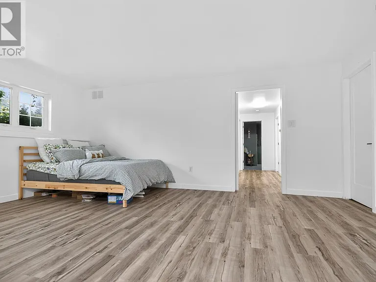 38 Charles Meade Dr — Photo 20