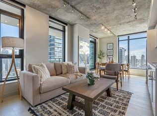 1010 W 6th St SW #2206, Calgary, AB T2R 1B4