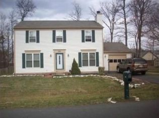 1800 Oak Dr, Waldorf, MD 20601