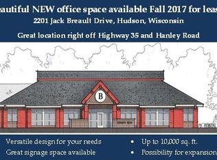 2201 Jack Breault Dr, Hudson, WI 54016