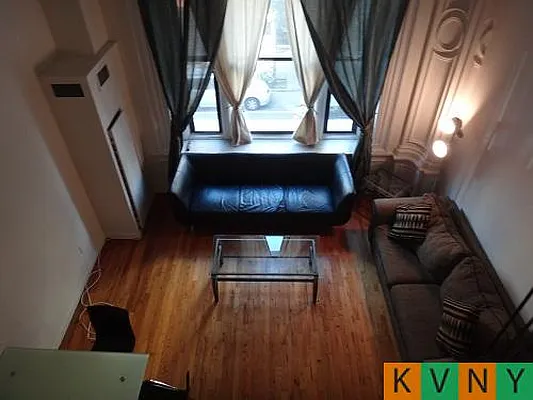 Rented by KVNY Soho | media 16