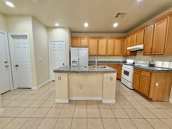 4th image of 6259 Hopeful Light Ave