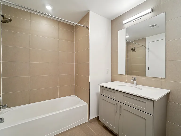 475 William St. — Photo 19