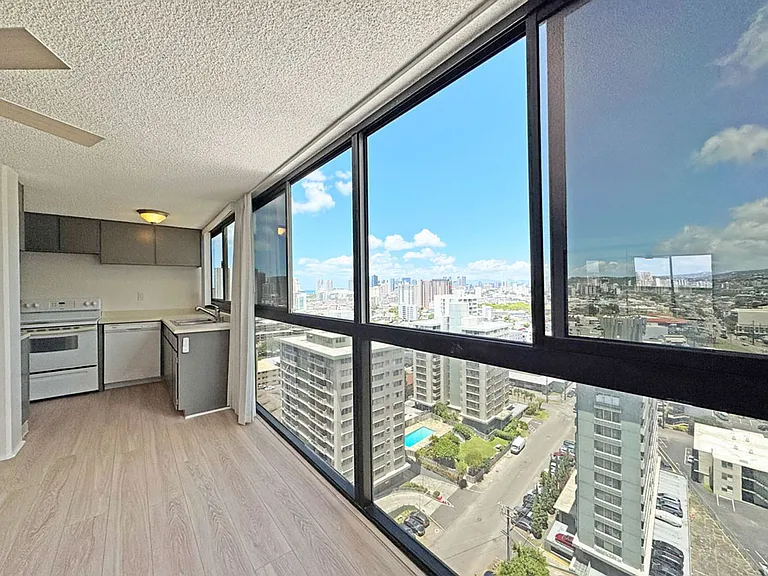 2724 Kahoaloha Ln #2007 — Photo 7