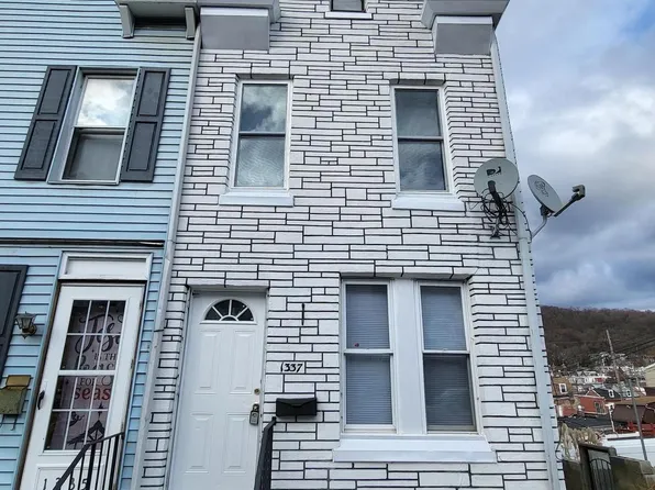 1337 Kenney St, Reading, PA 19602