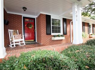 301 Scofield Rd, Charlotte, NC 28209