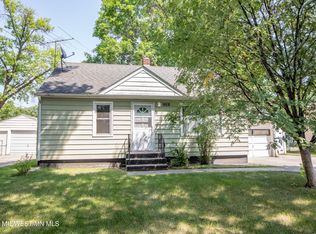 1618 5th St S, Moorhead, MN 56560