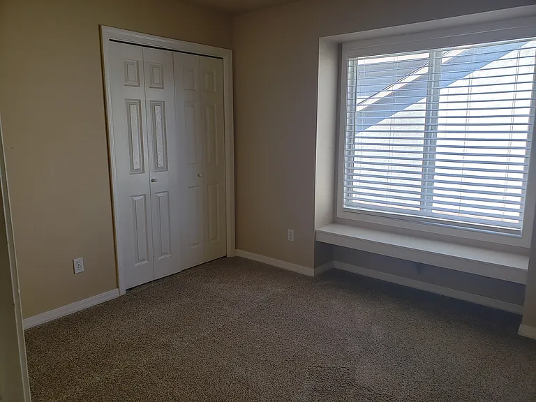 1308 S Manitou Ave — Photo 7