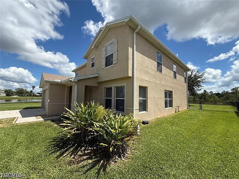 18168 Horizon View Blvd — Photo 6
