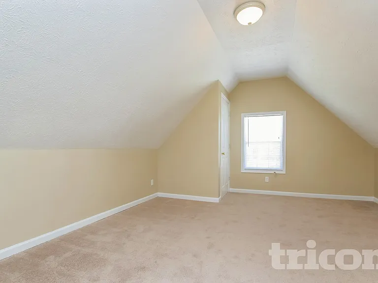 200 Towler Dr — Photo 10
