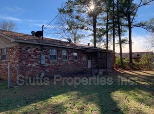 3403 Veterans Dr, Florence, AL 35630