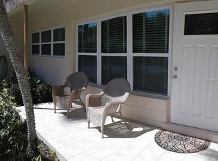 4020 55th St N APT 1101, Kenneth City, FL 33709