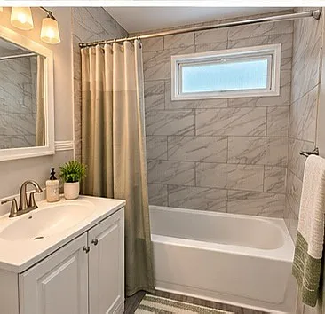 3 bed, 957 sqft, $1,790 — Photo 2