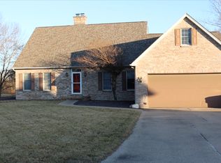 5524 Greenbriar Ave, Quincy, IL 62305