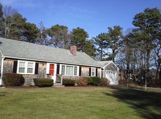 40 Hickory Ln, South Dennis, MA 02660