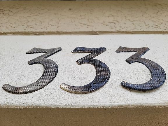 2nd image of 333 SE Calmoso Dr