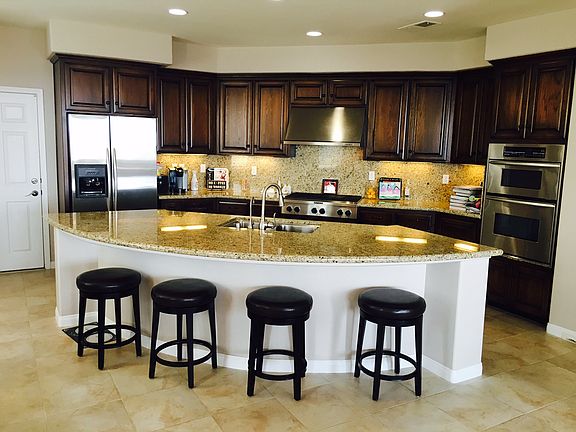 Tuscan Kitchen