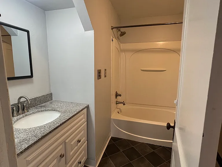310 Colvin Ave — Photo 11