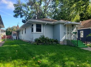 1060 21st Ave SE, Minneapolis, MN 55414
