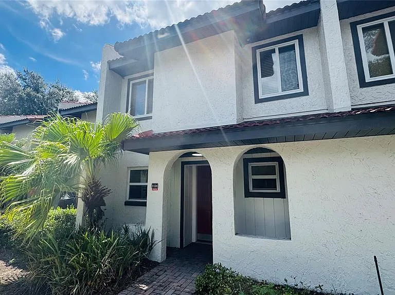 1124 Spaceport Ct — Photo 1