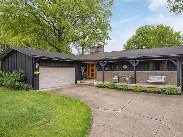 119 Magua Dr, Akron, OH 44319