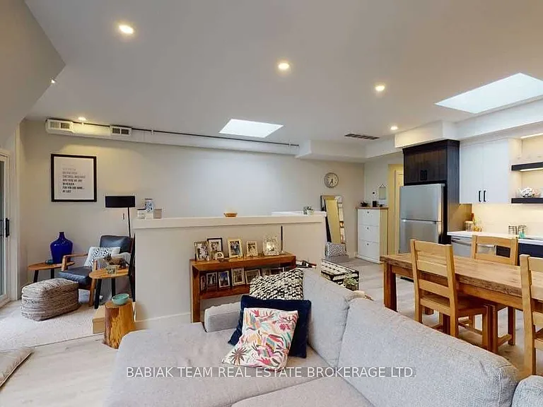 57 Vine Ave #301 — Photo 11