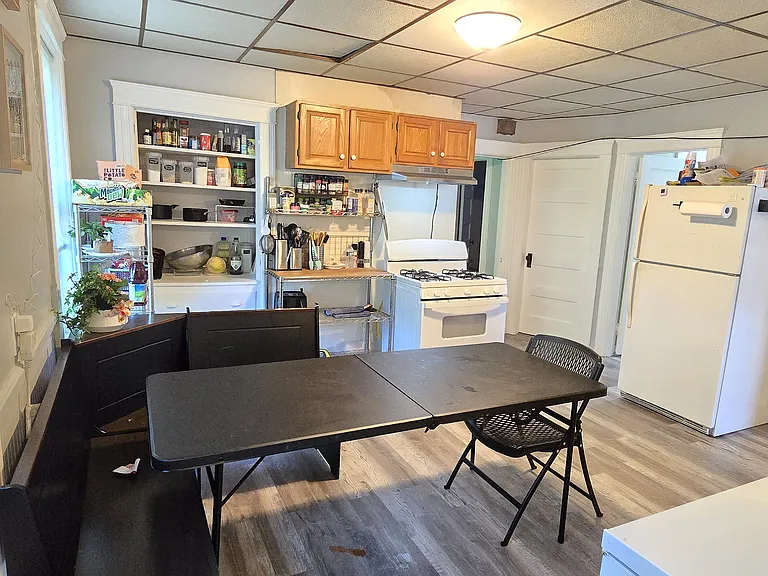 14 Boardman St #3 — Photo 6