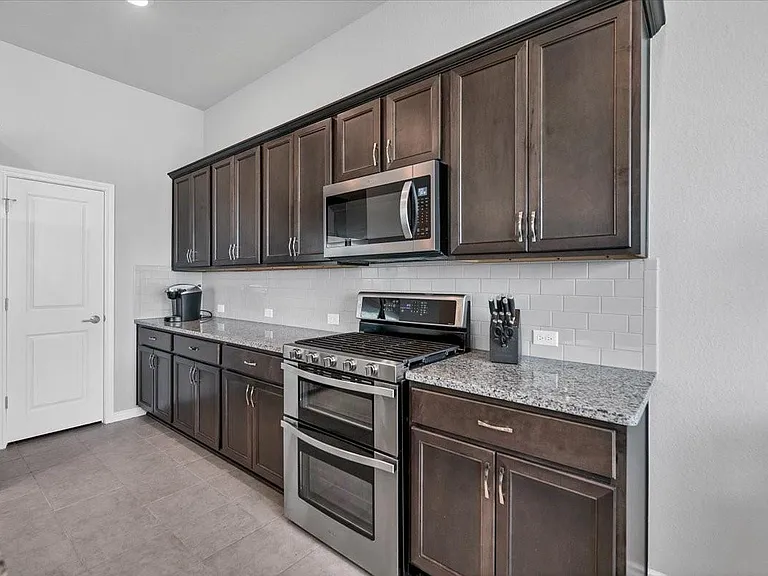 125 Harborside Dr #102 — Photo 15