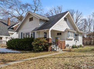 1050 Ardmore St SE, Grand Rapids, MI 49507