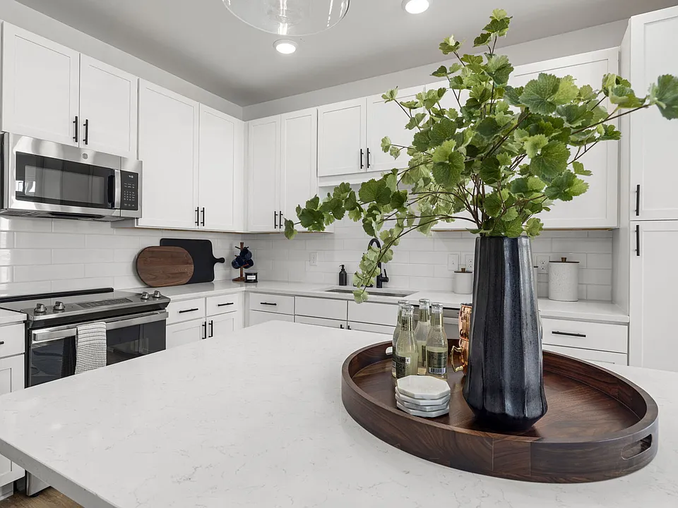 The Lindley at Grove 98 apartments community photo