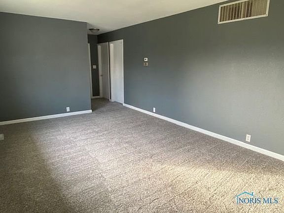 3rd image of 306 Avenue A