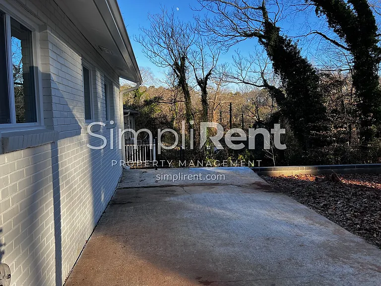 2268 Polar Rock Pl SW — Photo 16