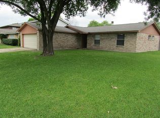 8402 Twin Lamps Ln, Houston, TX 77064