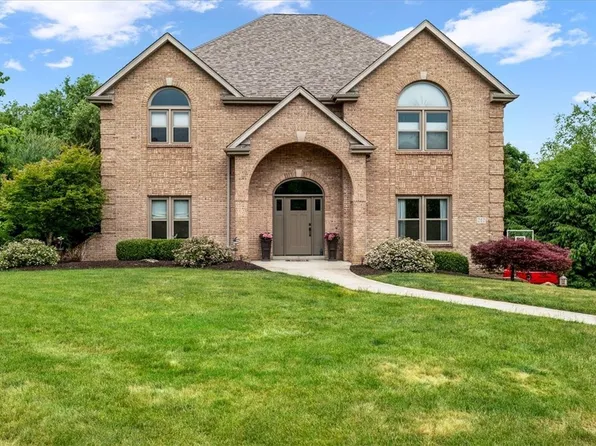 212 Greenwood Dr, Wexford, PA 15090