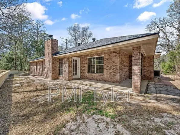 264 Peaceful Valley Trl, Holly Lake Ranch, TX 75765