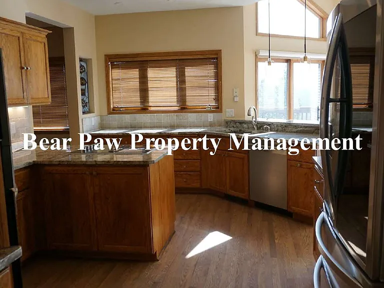3913 Mountainside Trl — Photo 6