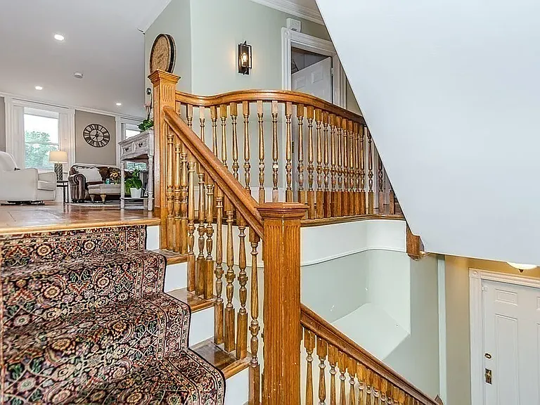 38 Salem St #B — Photo 35