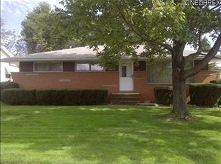 7793 Ann Arbor Dr, Parma, OH