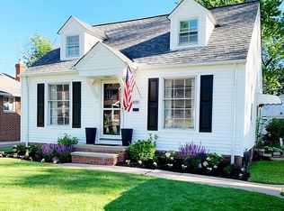 20550 Belvidere Ave, Fairview Park, OH 44126