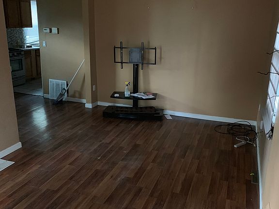2nd image of 1373 Byrd Ave