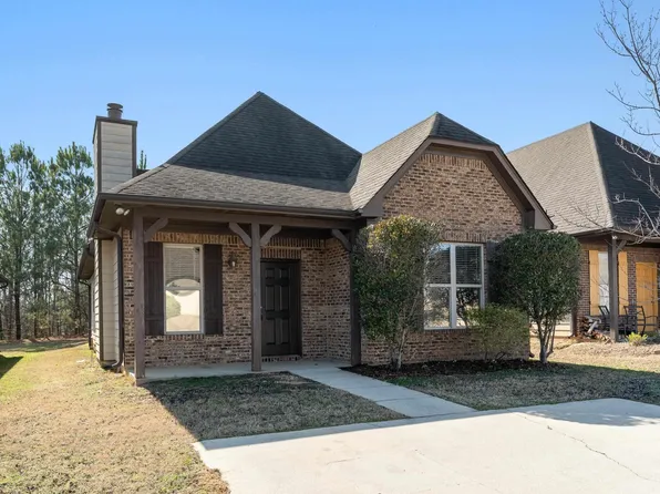 1097 Savannah Ln, Calera, AL 35040