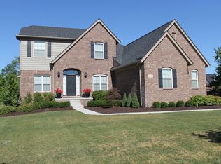 22767 St James Dr, Northville, MI 48167
