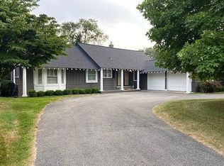 3536 Darcy Dr, Bloomfield Hills, MI