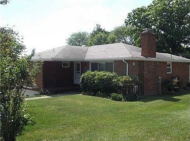 1st image of 417 Vista Dr