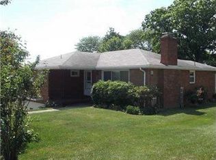 417 Vista Dr, Butler, PA 16001