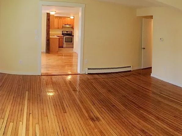 107 Middle St #3