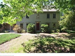 25 Cranberry Pond Rd, Raymond, ME 04071