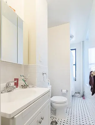 Rented by Gioia Realty | media 19